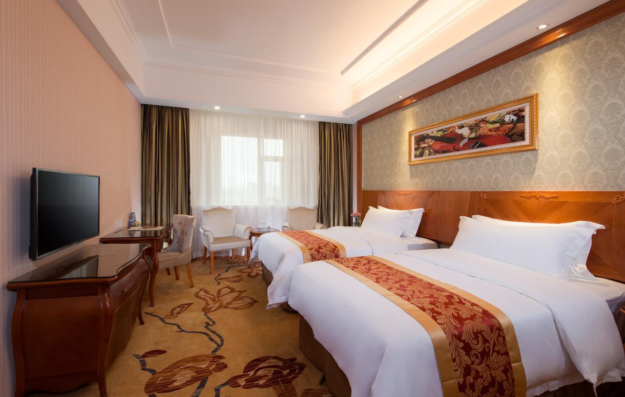 Vienna Hotel Hebei Zhuozhou High Speed Train Station Exterior photo